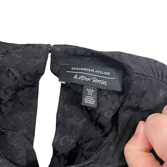 & Other Stories women's blouse 6 black long sleeve houndstooth keyhole back - Picture 5 of 9